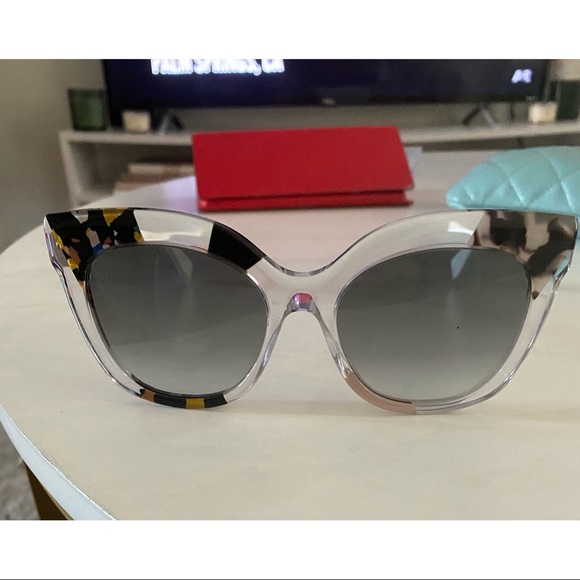 Fendi Cat eye sunglasses - Picture 7 of 8